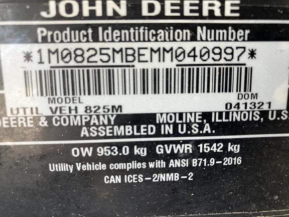 Image of John Deere XUV 825M S4 equipment image 1
