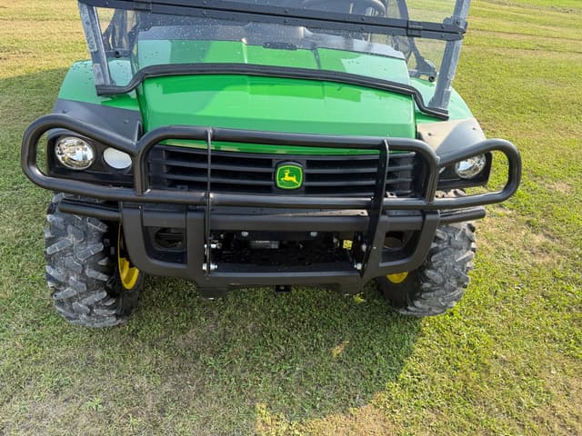 Image of John Deere XUV 825M S4 equipment image 4