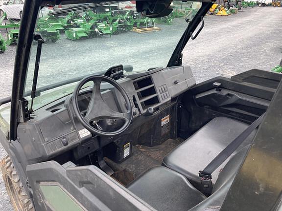 Image of John Deere XUV 835M equipment image 4