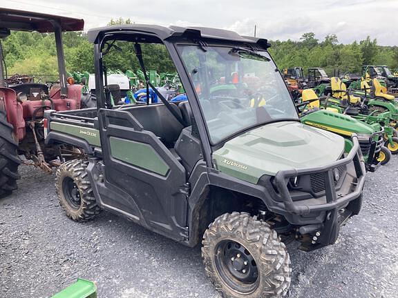 Image of John Deere XUV 835M Primary image