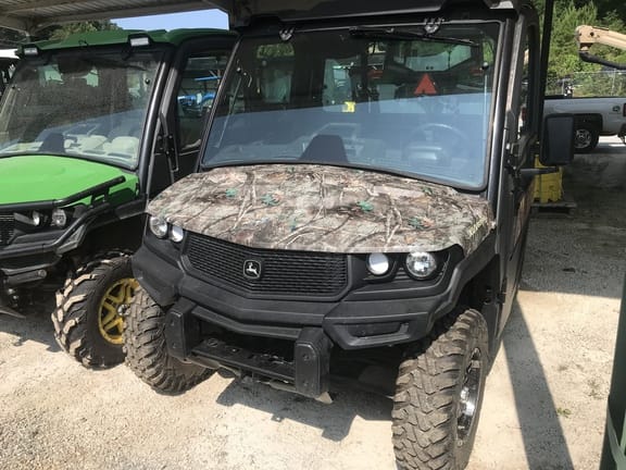 Main image John Deere XUV 835M
