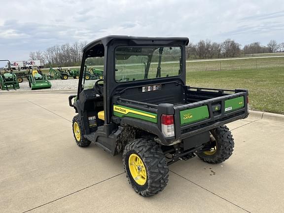 Image of John Deere XUV 835M equipment image 2