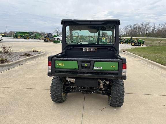 Image of John Deere XUV 835M equipment image 3