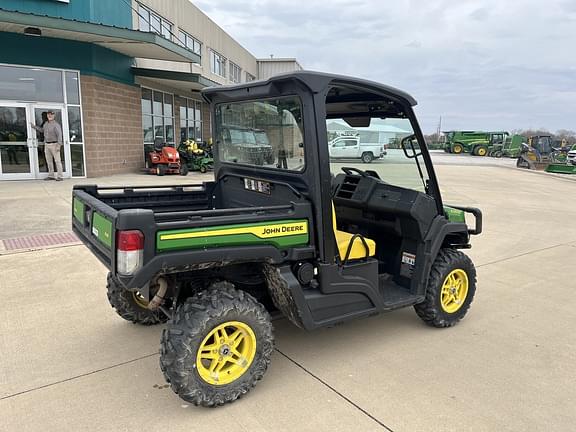 Image of John Deere XUV 835M equipment image 4