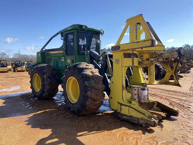 Image of John Deere 843L equipment image 3