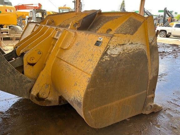 Image of John Deere Wheel Loader Bucket equipment image 2