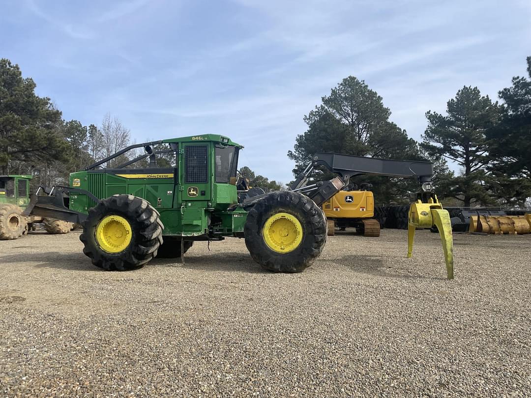 Image of John Deere 848L-II Primary image