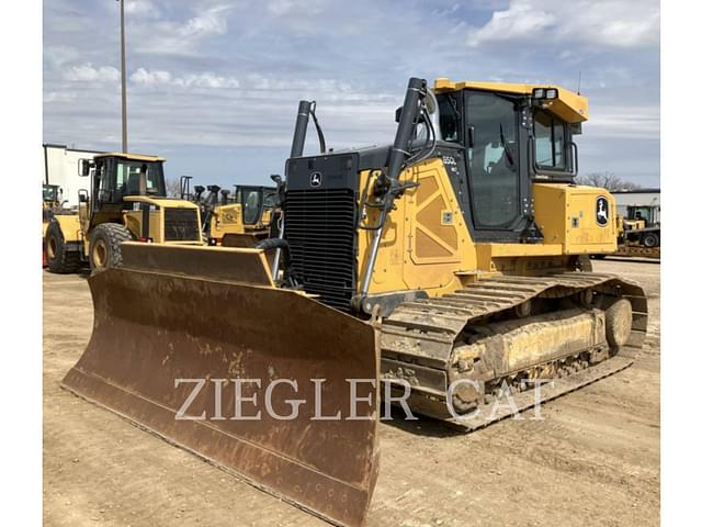 Image of John Deere 850L WLT equipment image 2