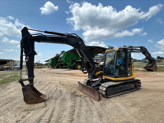 Image of John Deere 85G Primary image