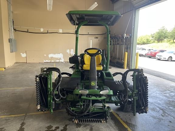 Image of John Deere 8700A equipment image 3
