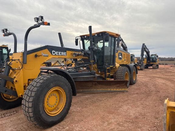 2021 John Deere 872G Equipment Image0