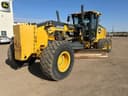 2021 John Deere 872G Image