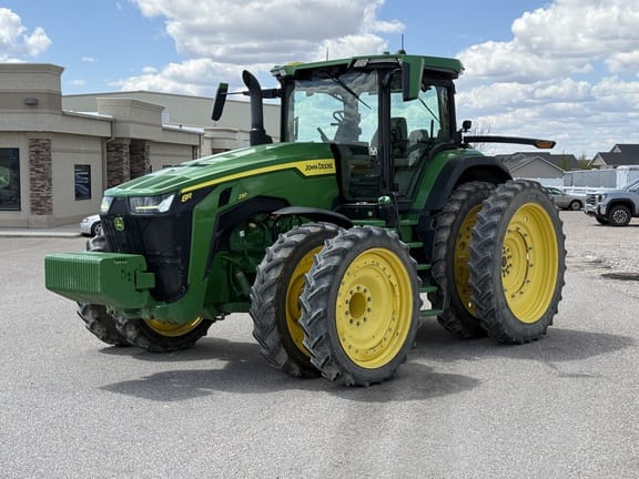 2021 John Deere 8R 230 Equipment Image0