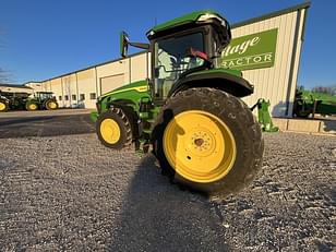 Main image John Deere 8R 230 18