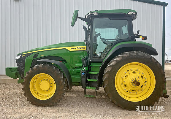 Image of John Deere 8R 230 Primary image