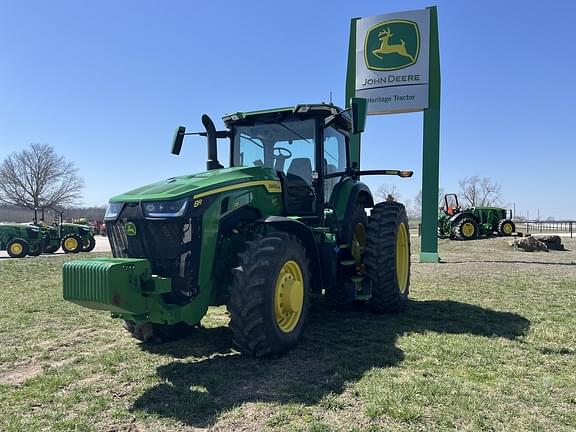 Image of John Deere 8R 230 Primary image
