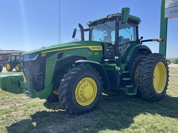 Image of John Deere 8R 230 Primary image