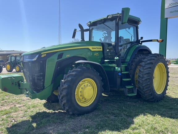 2021 John Deere 8R 230 Equipment Image0