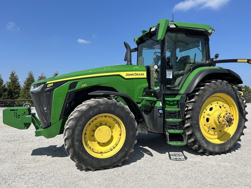 Image of John Deere 8R 230 Primary image