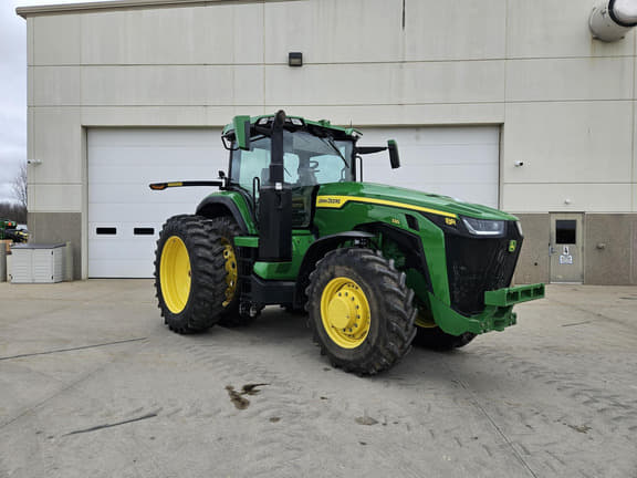 Image of John Deere 8R 230 Primary image