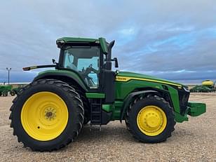 Main image John Deere 8R 230