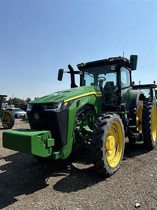 Image of John Deere 8R 230 Primary image