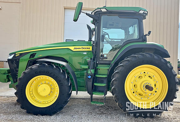 Image of John Deere 8R 230 Primary image