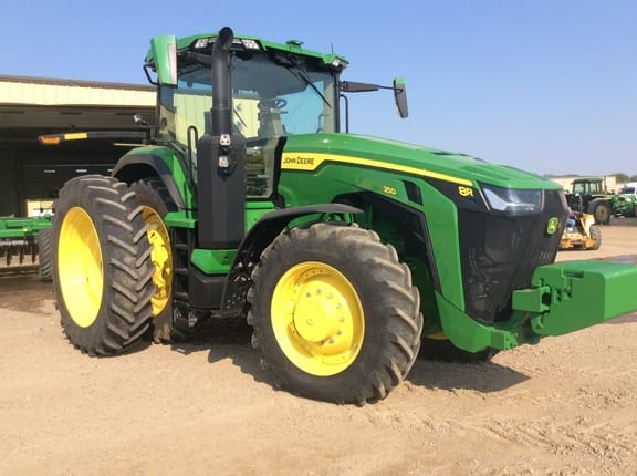 Main image John Deere 8R 250