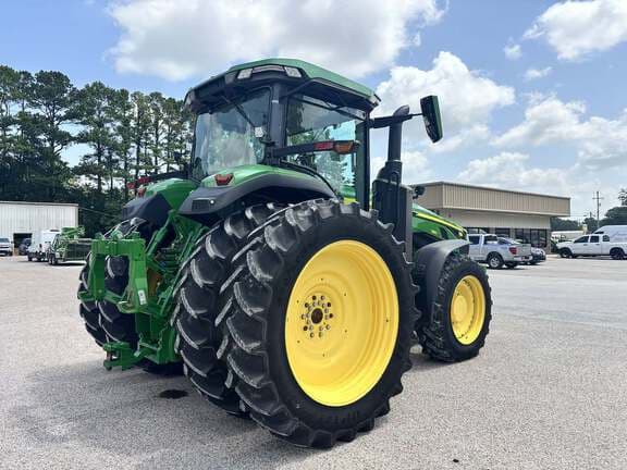 Image of John Deere 8R 250 equipment image 4