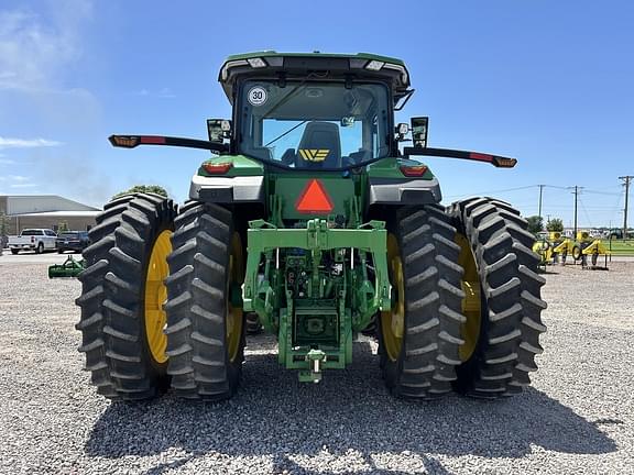 Image of John Deere 8R 250 equipment image 3