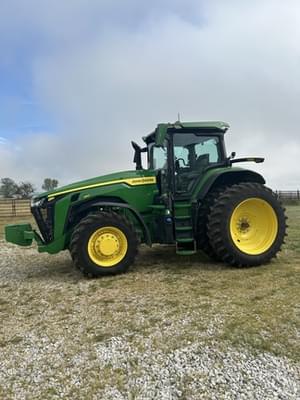 2021 John Deere 8R 250 Image