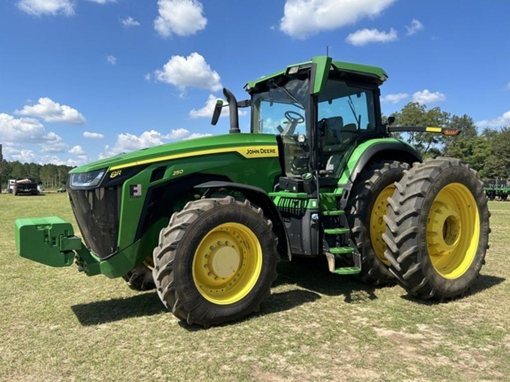 Image of John Deere 8R 250 Primary image