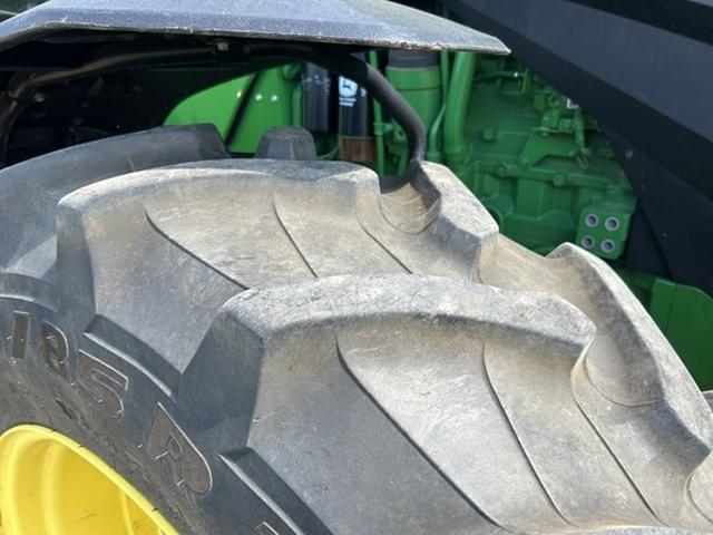 Image of John Deere 8R 250 equipment image 3