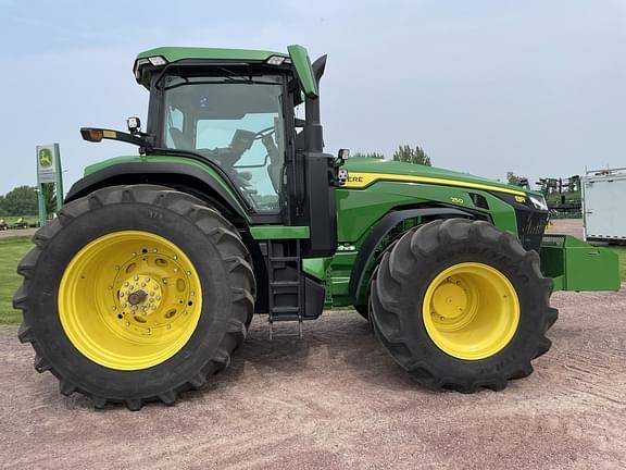 Image of John Deere 8R 250 equipment image 3