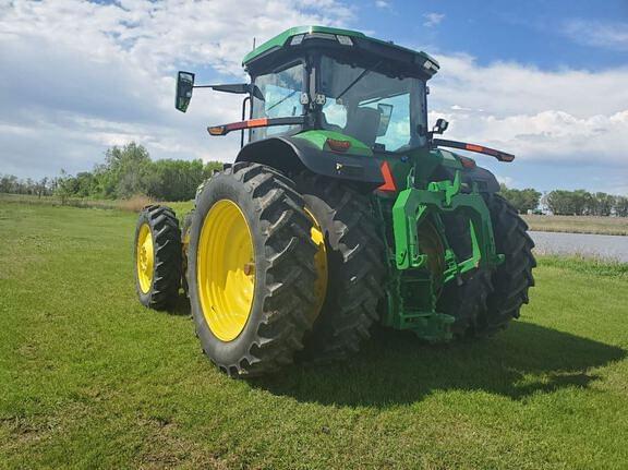 Image of John Deere 8R 250 equipment image 2