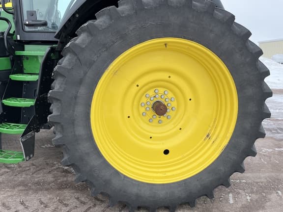Image of John Deere 8R 250 equipment image 4