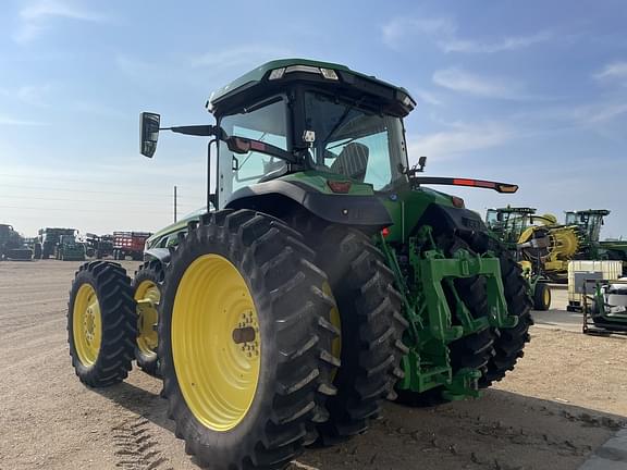 Image of John Deere 8R 250 equipment image 4