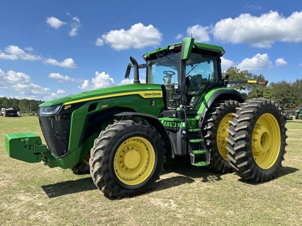 Image of John Deere 8R 250 Primary image