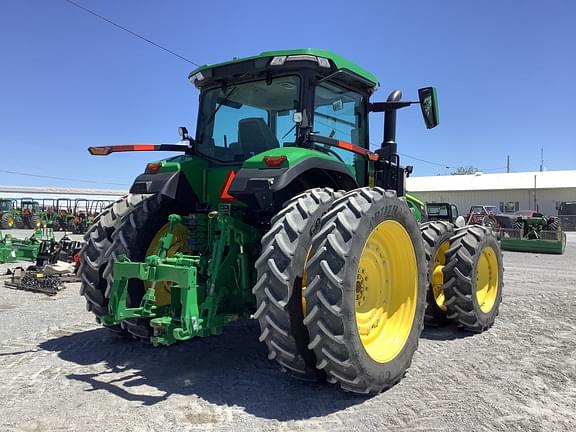 Image of John Deere 8R 250 equipment image 4