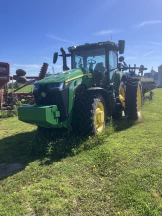Image of John Deere 8R 250 Primary image