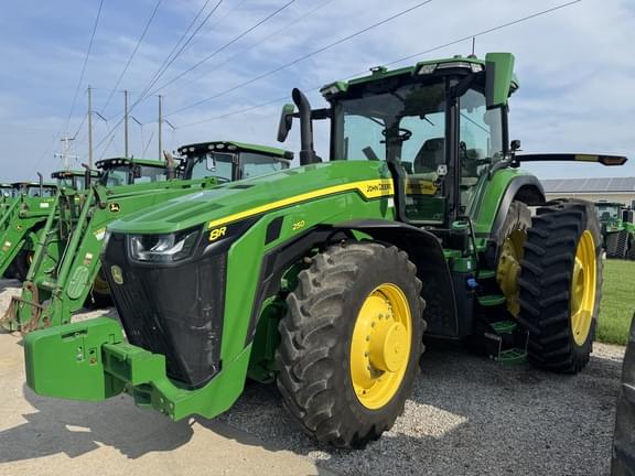 Image of John Deere 8R 250 Image 0