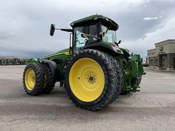 Image of John Deere 8R 250 equipment image 2
