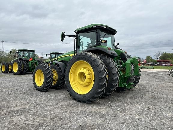 Image of John Deere 8R 250 equipment image 2