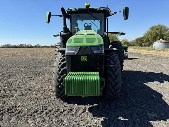 Image of John Deere 8R 250 equipment image 4