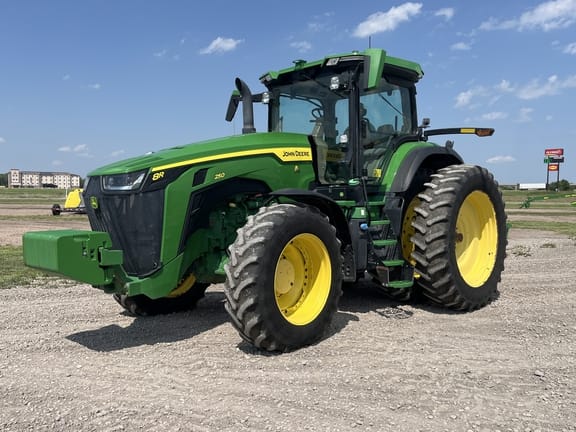 2021 John Deere 8R 250 Equipment Image0