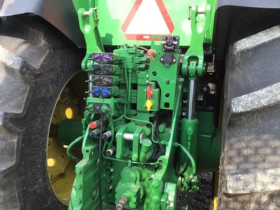 Image of John Deere 8R 280 equipment image 3