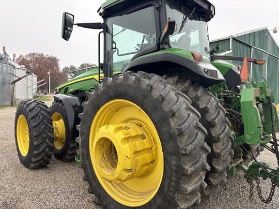 Image of John Deere 8R 280 equipment image 2