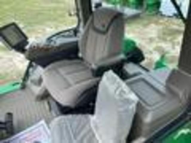 Image of John Deere 8R 280 equipment image 4