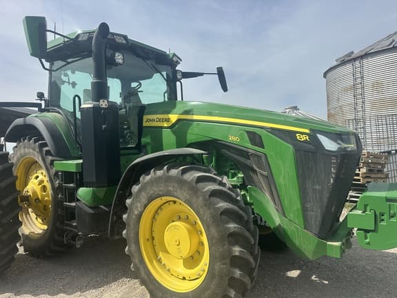 Image of John Deere 8R 280 equipment image 4