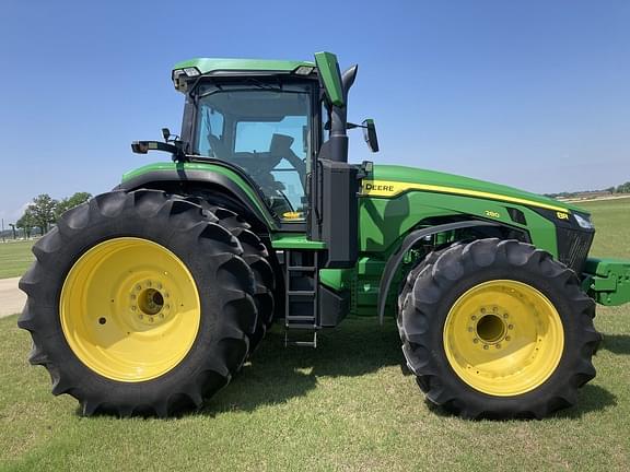 Image of John Deere 8R 280 equipment image 2